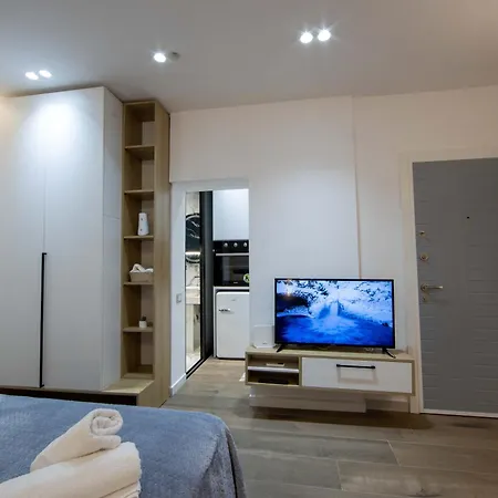 Niki's Guest house